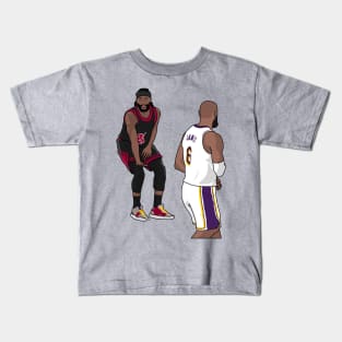 Pat doing Too small on le Kids T-Shirt